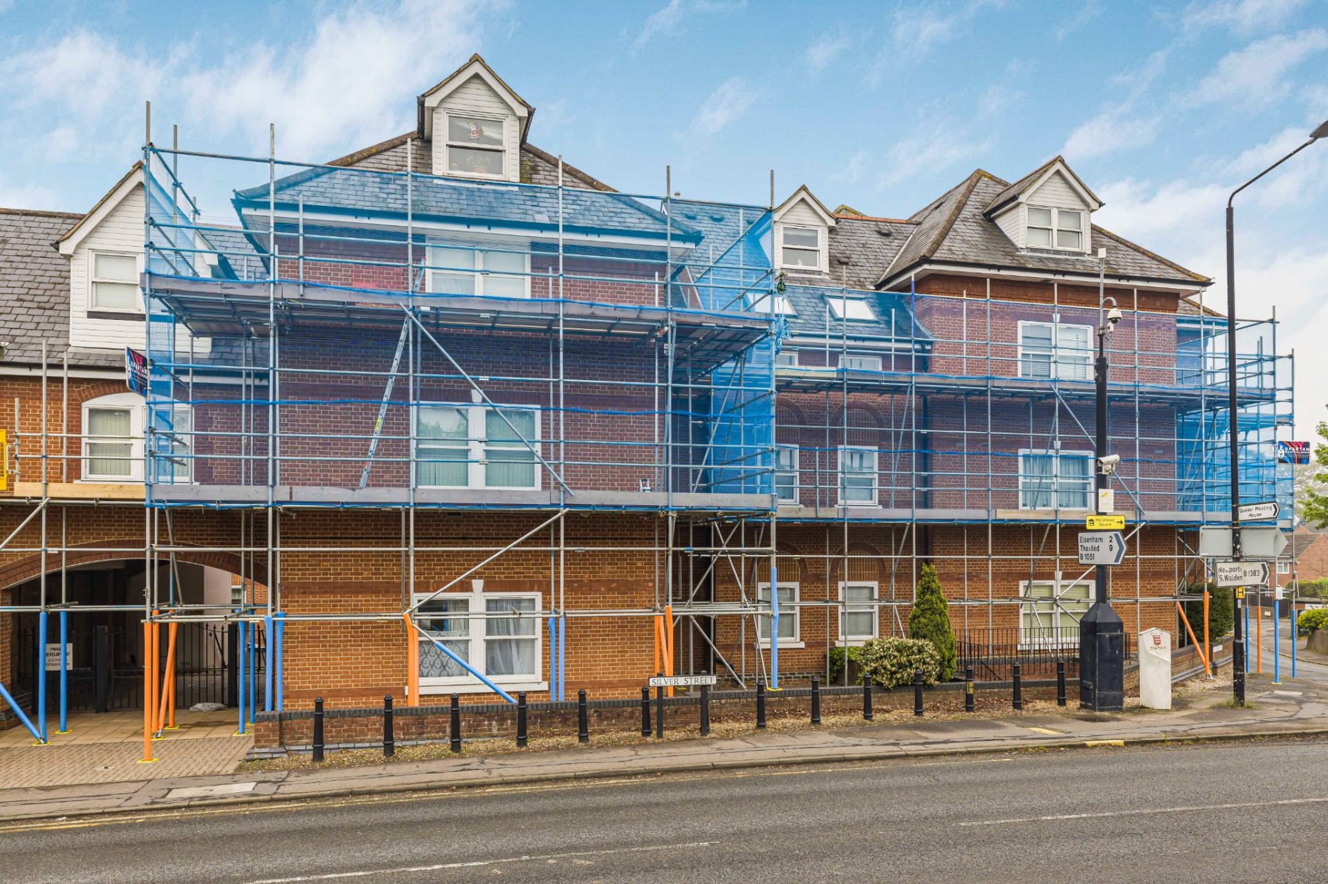 Multi-storey commercial scaffold lift